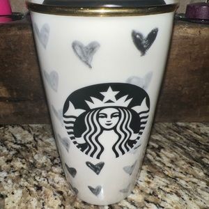 2014 rare Starbucks togo coffee cup black and white hearts nwt